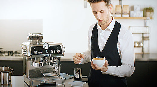 Making a Flat White