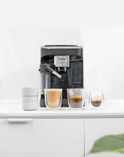 Making Coffee with The Magnifica Evo