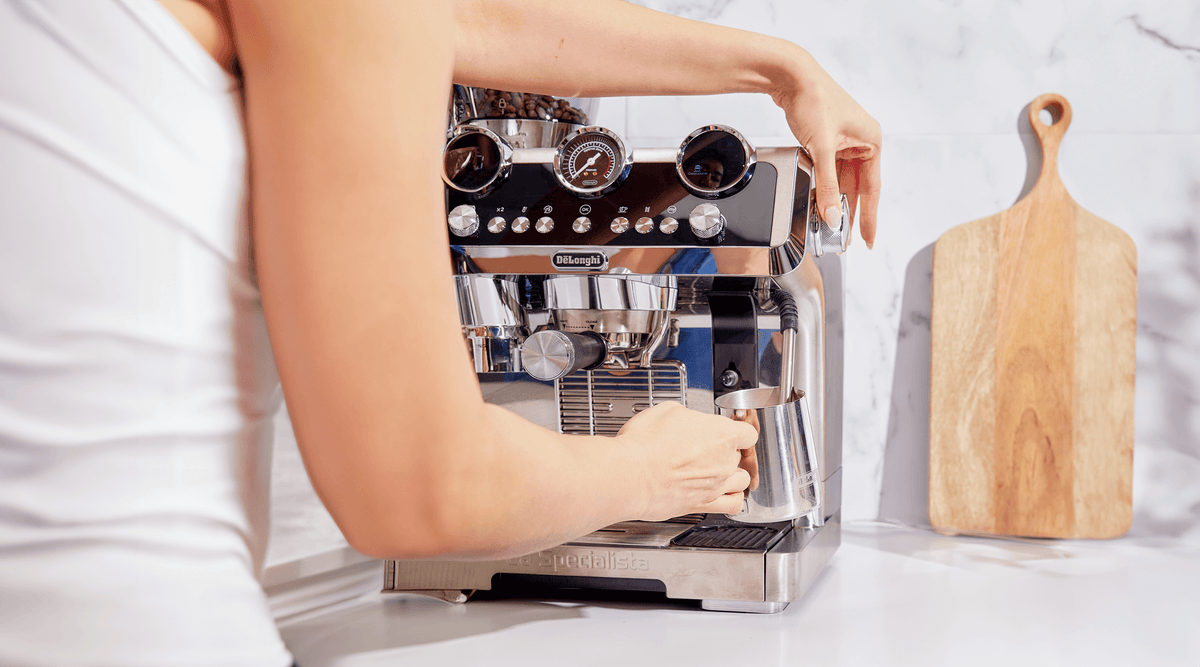 De'Longhi La Specialista Maestro Coffee Machine