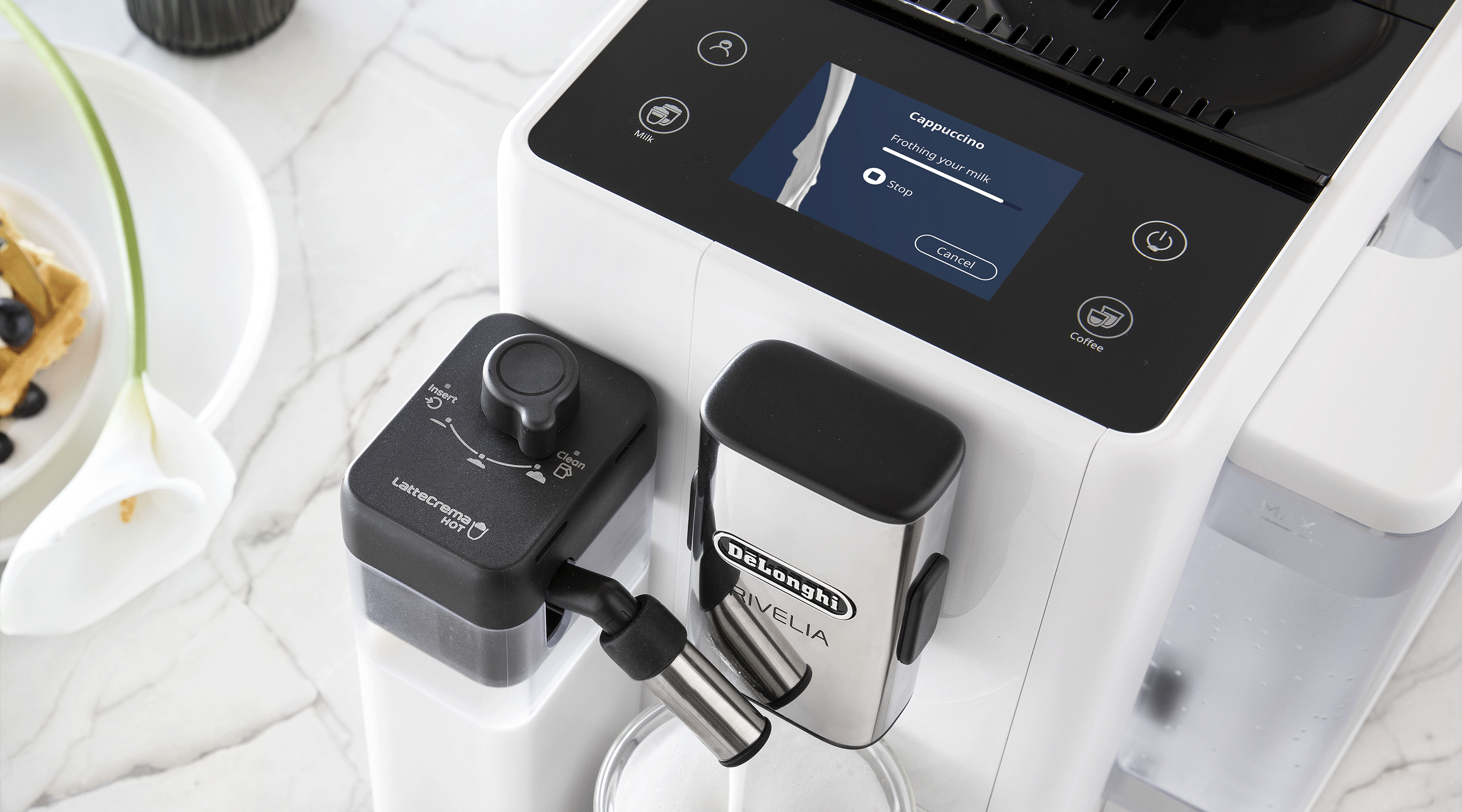 De'Longhi Rivelia Automatic Coffee Machine