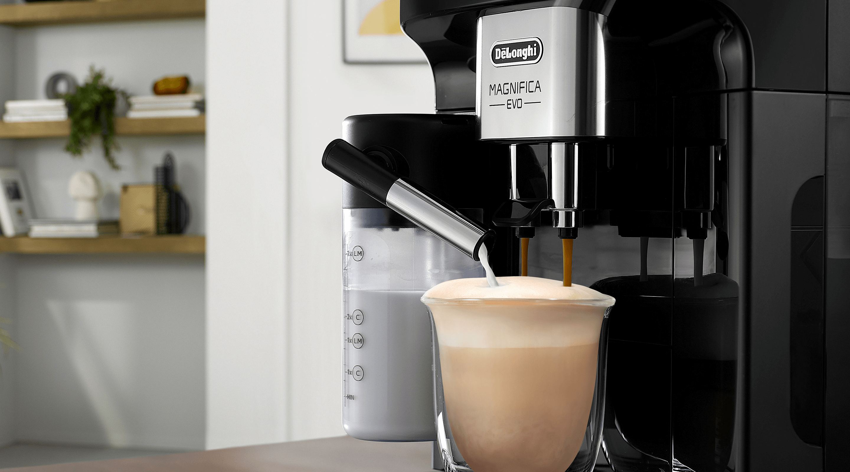 De'Longhi Magnifica Evo Automatic Coffee Machine